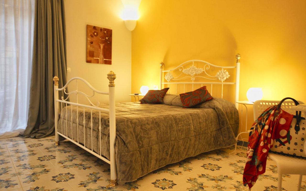 Domus Vilu Bed & Breakfast Nocera Superiore Exterior photo